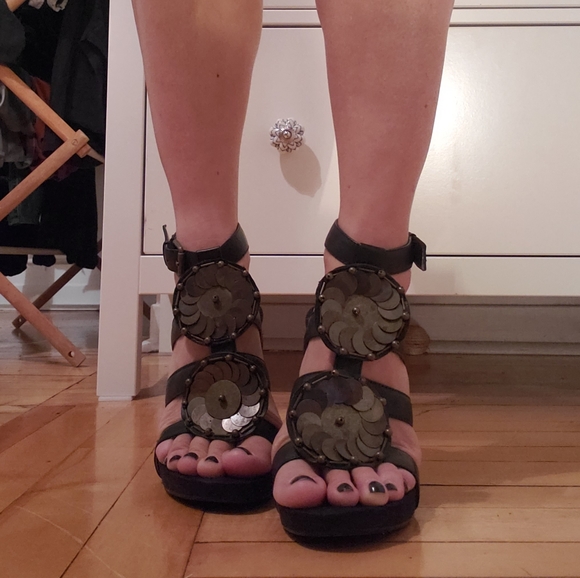 Nine West heels sandals - Picture 4 of 4